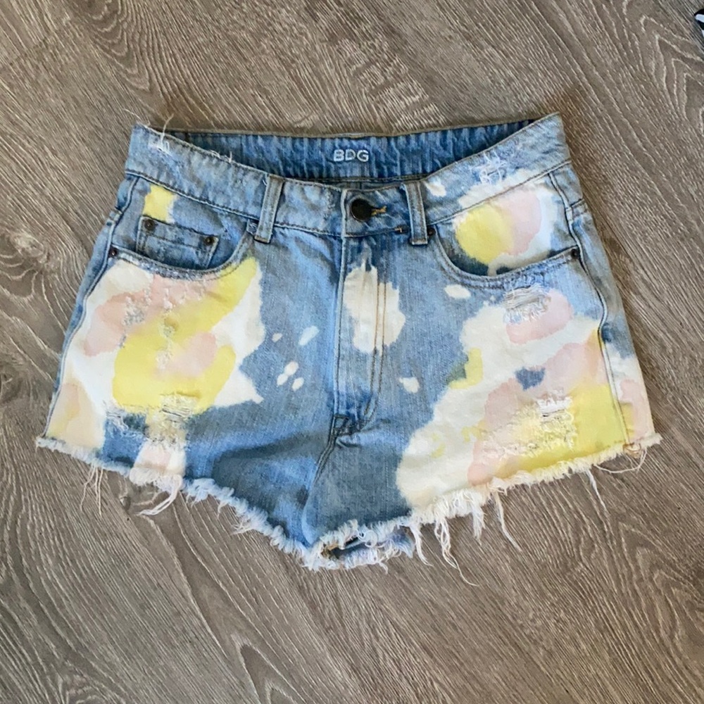 BDG high Waisted Pastel Dye Shorts